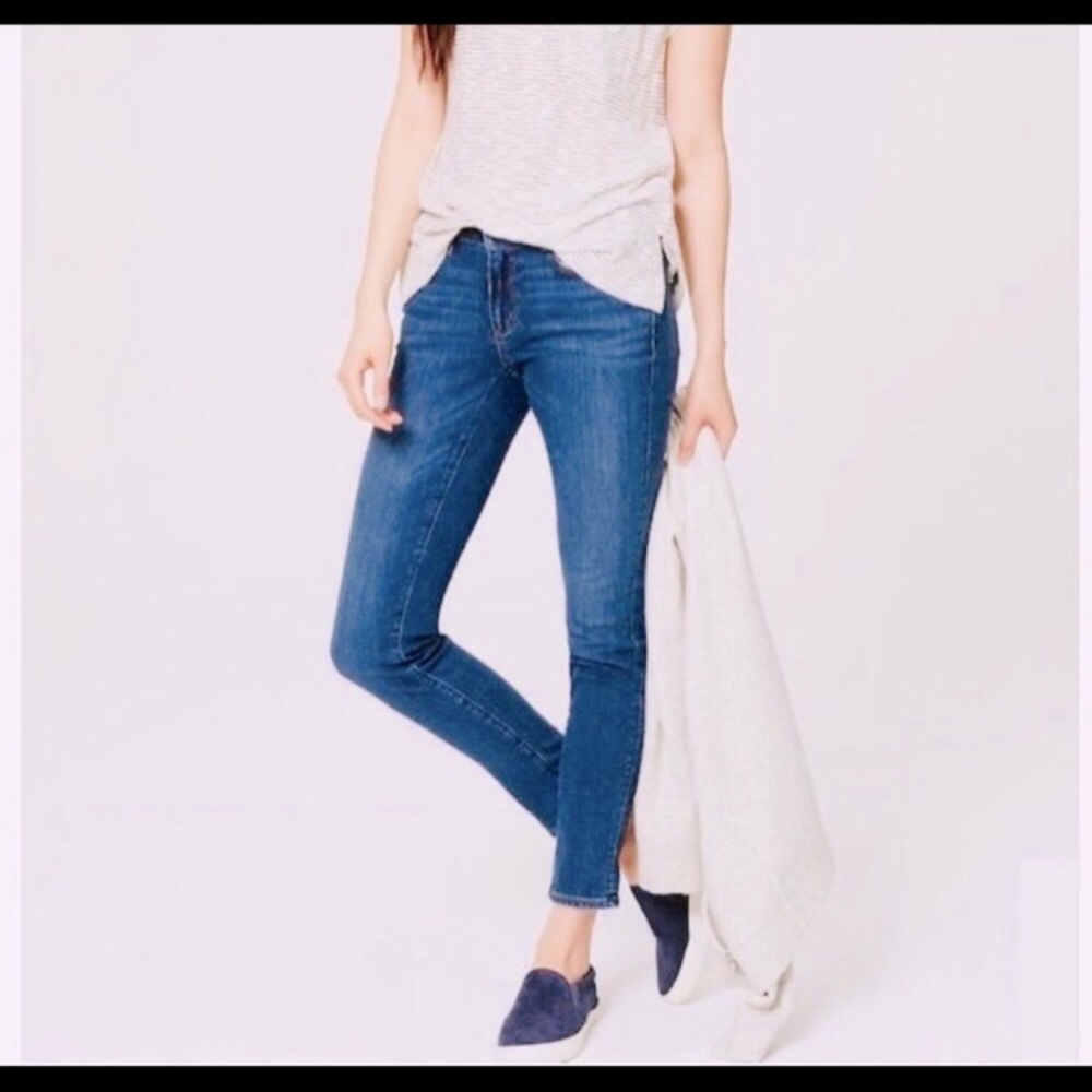 NWOT ANN TAYLOR LOFT Straight-Leg Denim Modern Slim Cut Blue Jeans Ladies Pant